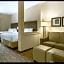 Comfort Inn & Suites Pittsburgh-Northshore