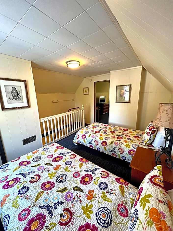 The Mount Vernon Inn