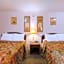 Sunflower Motel Hiawatha By OYO