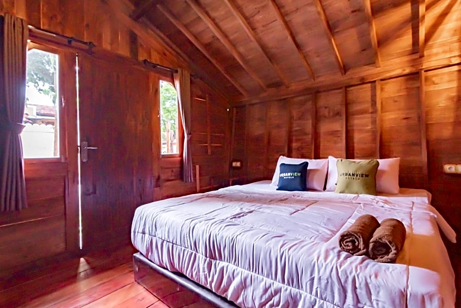 Urbanview Hotel Kangen Bungalow Purwakarta by RedDoorz