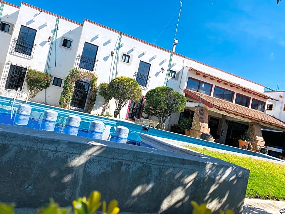 Hotel La Mansión