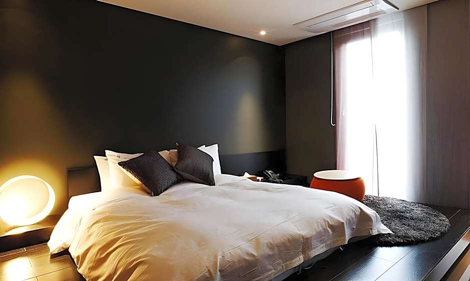 Urban Boutique Hotel