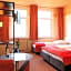 Adesso Hotel Kassel -pay at property on arrival- Ihr Automatenhotel in Kassel