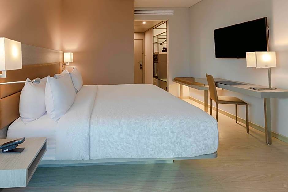 AC Hotel by Marriott Santa Marta