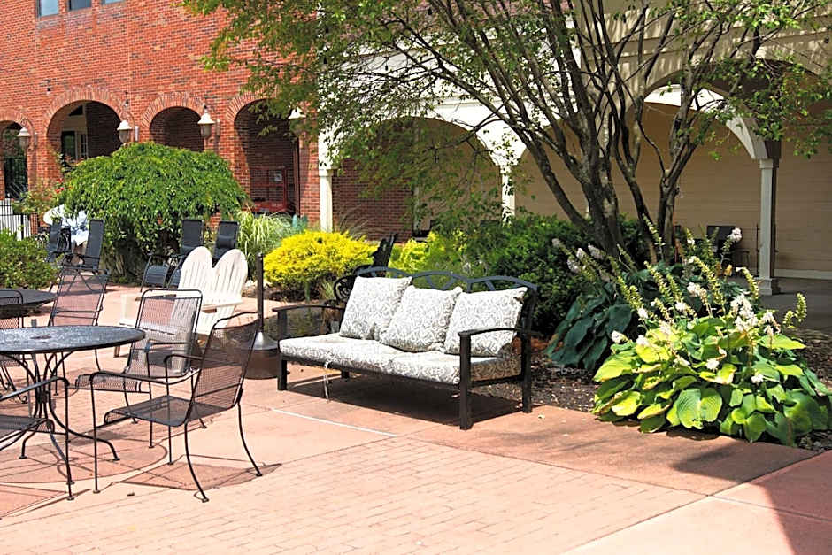 Holiday Inn Express Hotel & Suites Latham By IHG