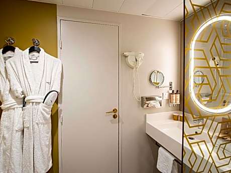 Classic Twin Room
