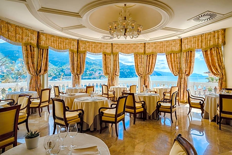 Excelsior Palace Hotel