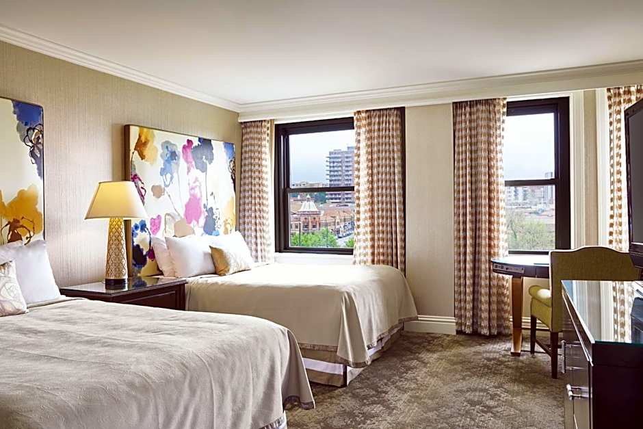 The Raphael Hotel, Autograph Collection by Marriott