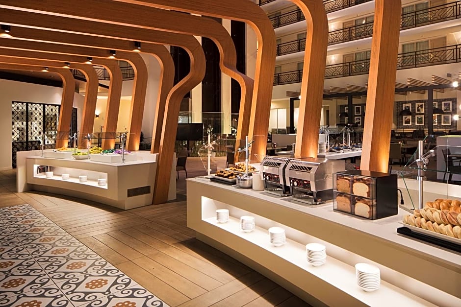 Embassy Suites San Francisco Airport - South San Francisco