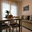Welcoming flat just a short walk from the sea
