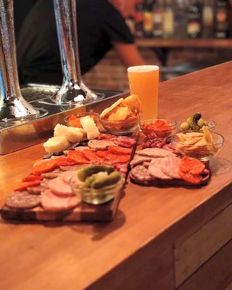 Olé Backpackers Hostel