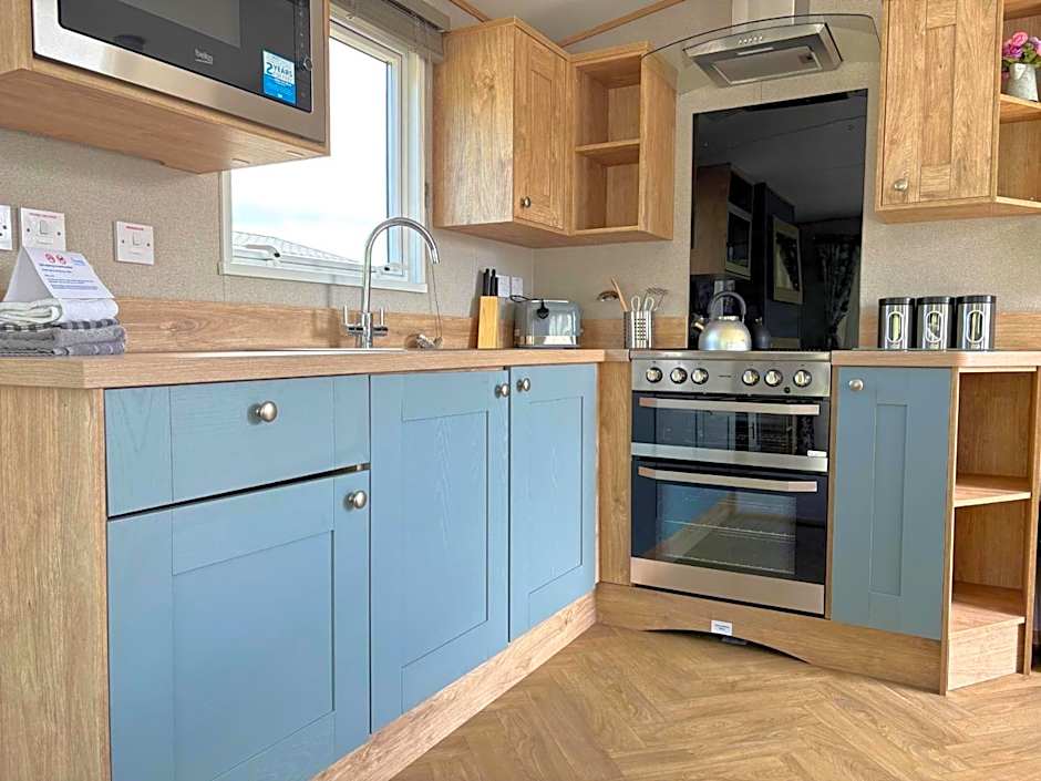 Linwater Caravan Park - Luxury Lodges and Static Caravans near Edinburgh