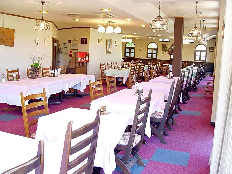 Petit Hotel Shitaka