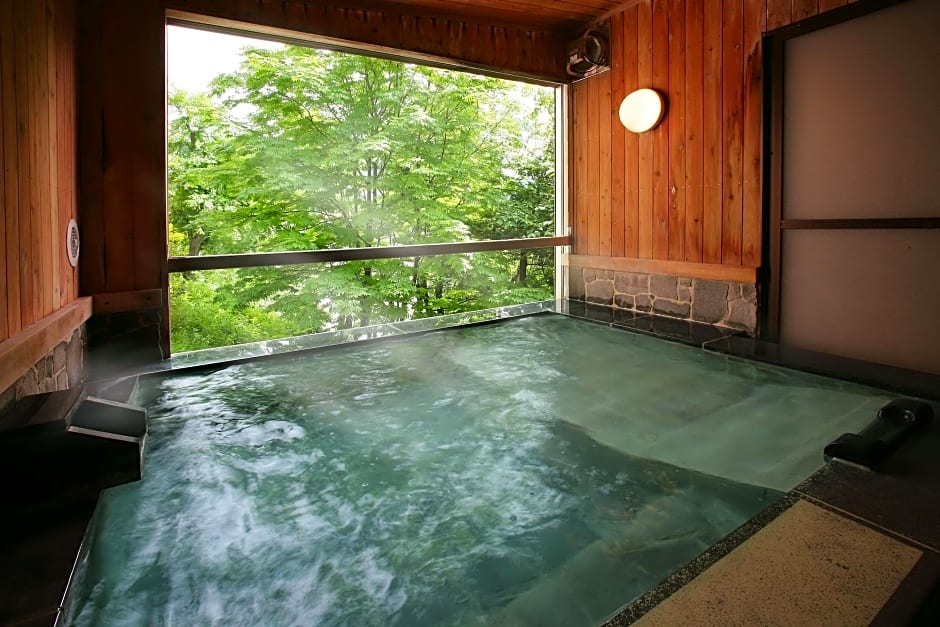 Tsuruya Hotel