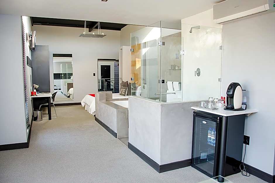 City Living Boutique Hotel