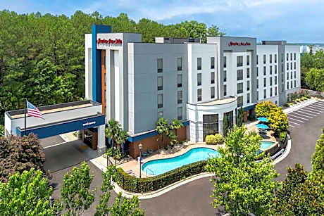 Hampton Inn By Hilton & Suites Atl-Six Flags
