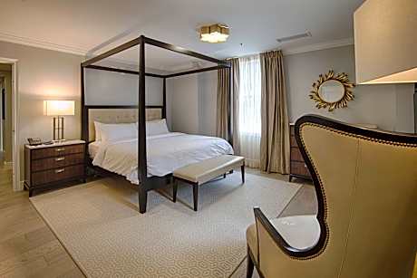 2 Bedroom Presidential Suite, Bedroom 1: 1 King, Bedroom 2: 1 King, Sofa bed