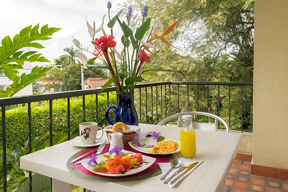 Casa Santa Monica Campestre Pance