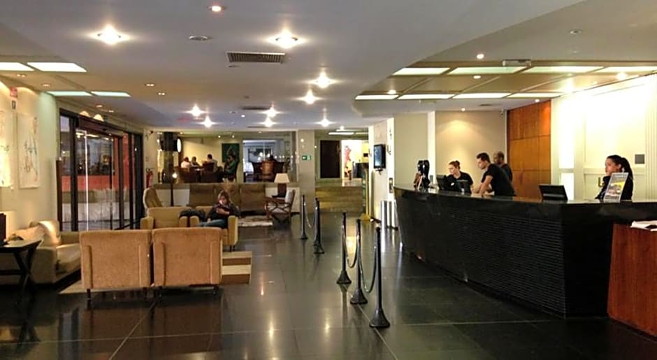 Lake Side Apart Hotel