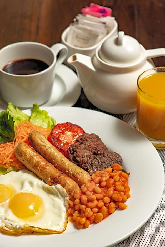 Golden Tulip Dar Es Salaam City Center Hotel