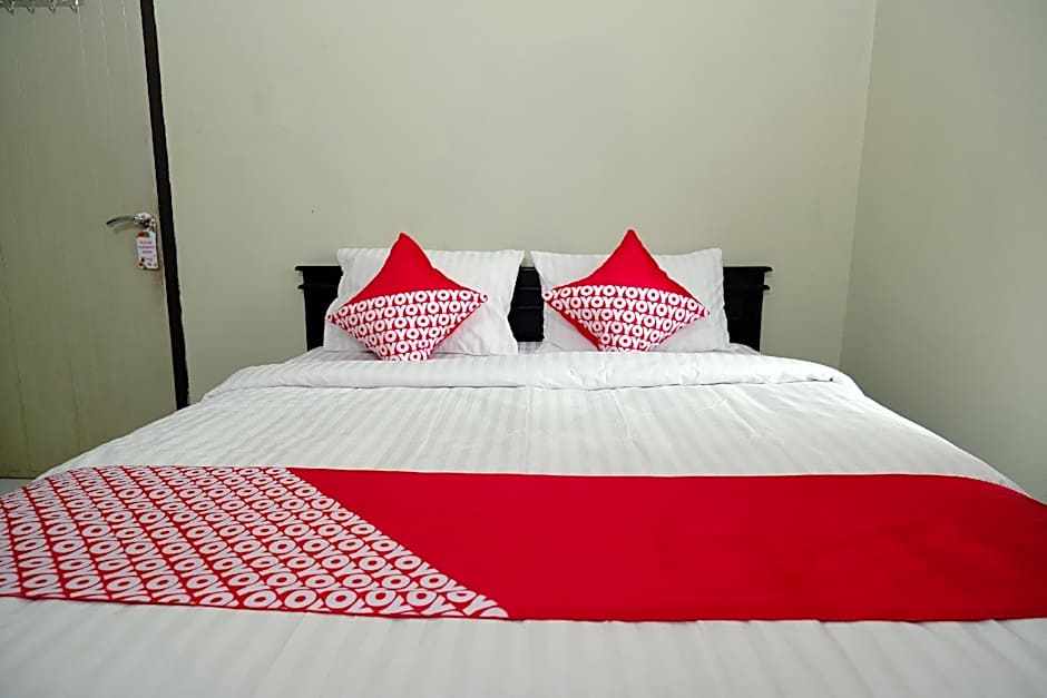 OYO 752 Abz Guest House Syariah