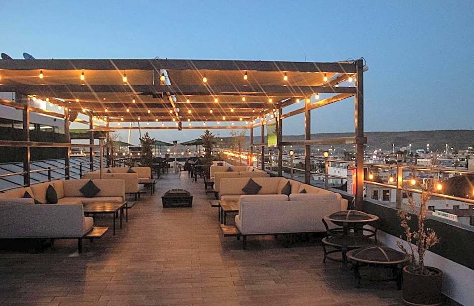 Hotel Grand One Plaza