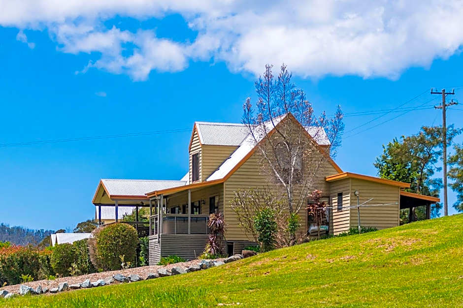 Clarendon Forest Retreat