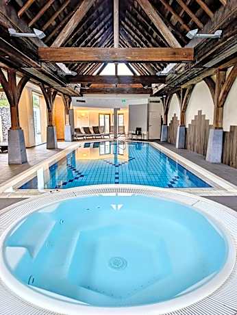 Logis Hotel Le Parc & Spa