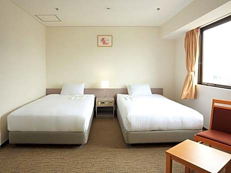 Deluxe,Twin Room,Mountain View -Smoking