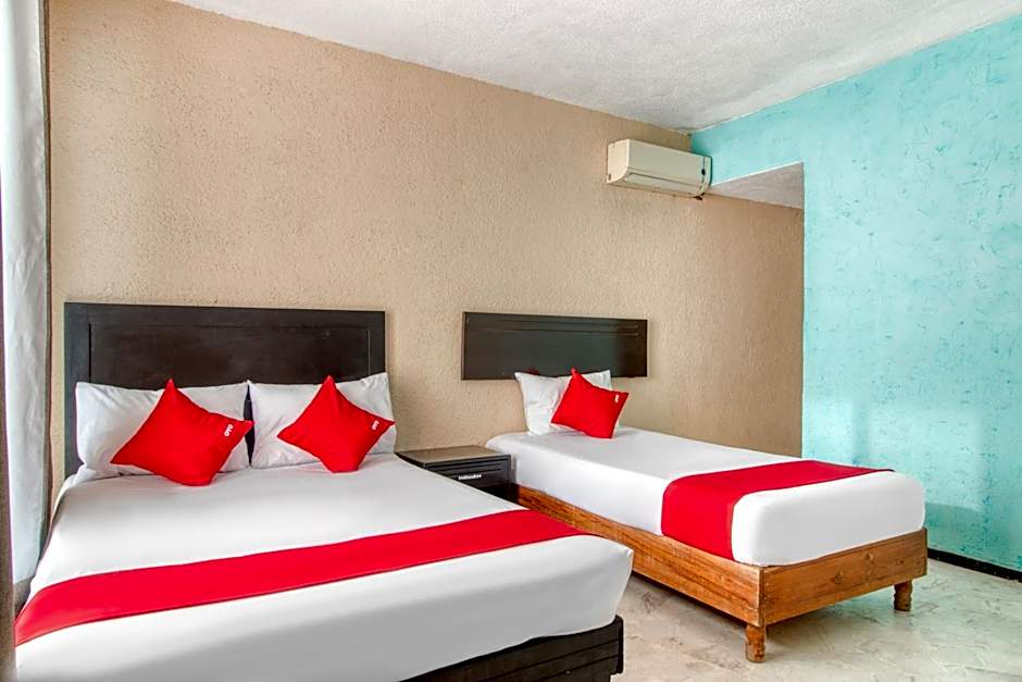 Capital O Hotel La Siesta