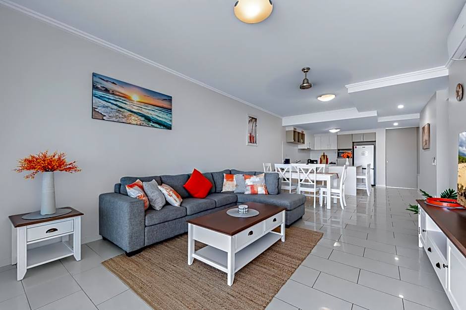 Airlie Summit Apartments