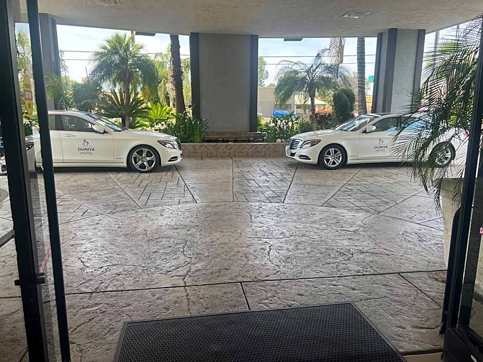 Clarion Hotel Bakersfield North