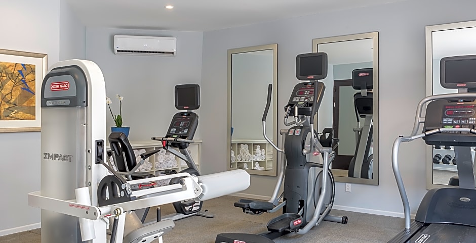 Floris Suite Hotel-Spa and beach Club