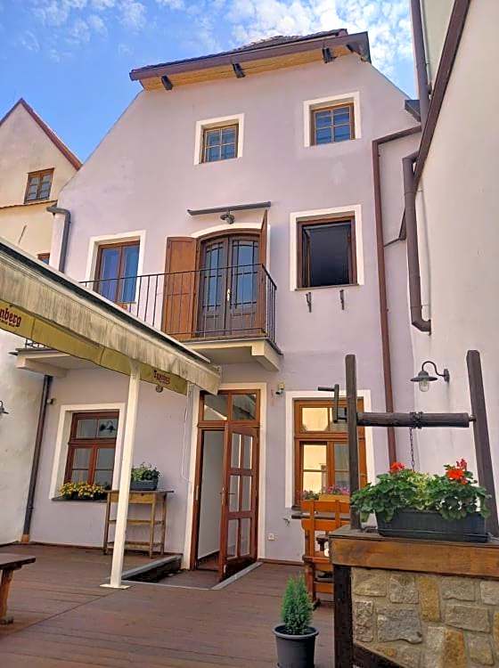 Hotel Svambersky dum