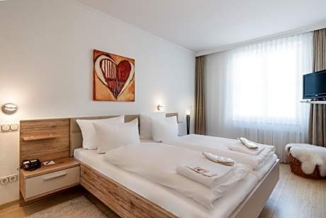 2-Room Apartment (2-4 Adults)