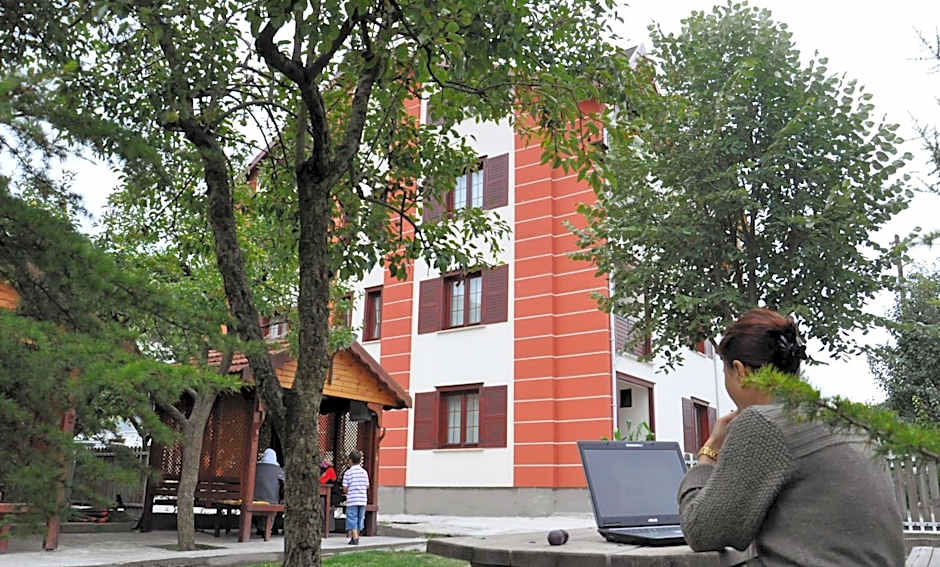 Mekan Ilica Apart Otel