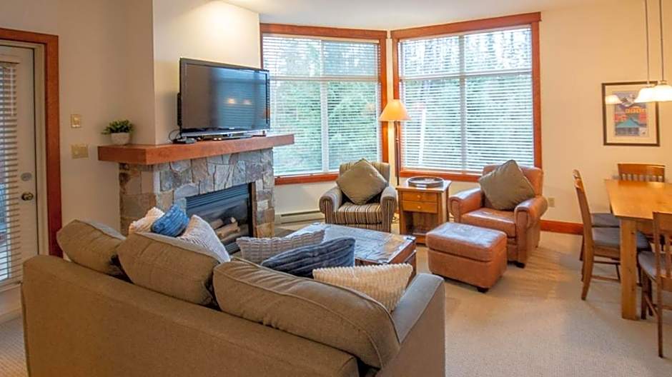 Timberline Lodges by Fernie Lodging Co