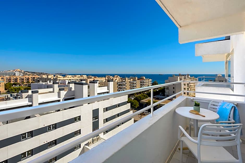 Apartamentos Playasol My Tivoli