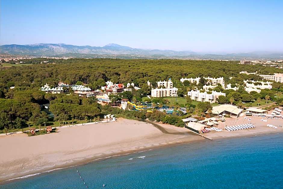 ROBINSON PAMFILYA - All Inclusive