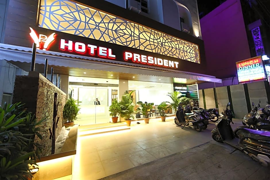 HOTEL PRESIDENT