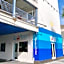 Sea And Breeze Hotel And Condo