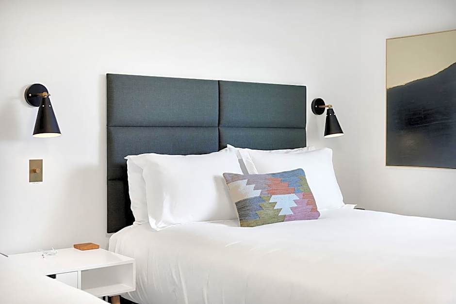 Summit Lofts Boutique Hotel