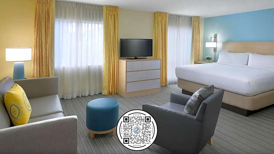 Sonesta Simply Suites Cleveland Airport