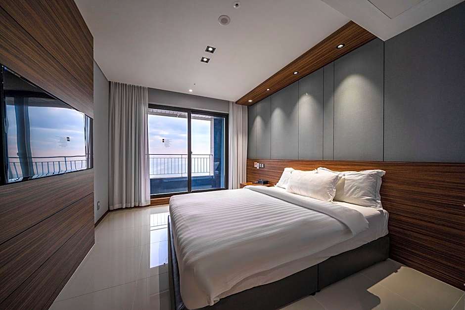 Sky and Sea Hotel