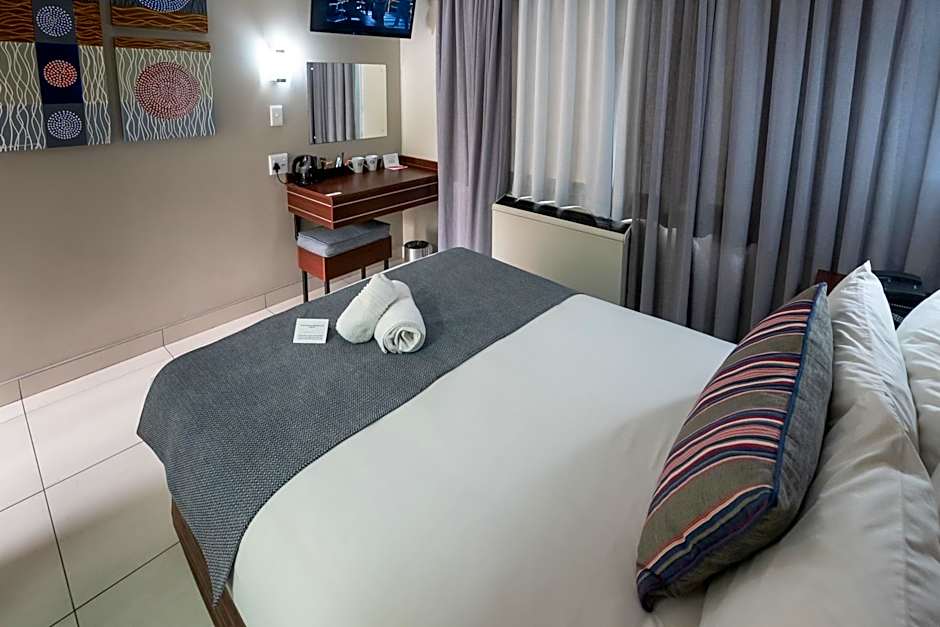 Hotel Savoy and Conference Centre