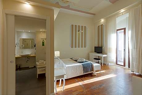Junior Suite with Balcony