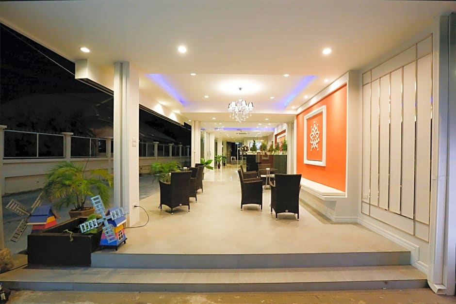 Hua Hin White Villa