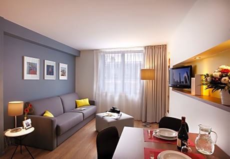 1-Bedroom Apartment