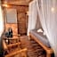 Jungle Bar Honeymoon suite & private pool