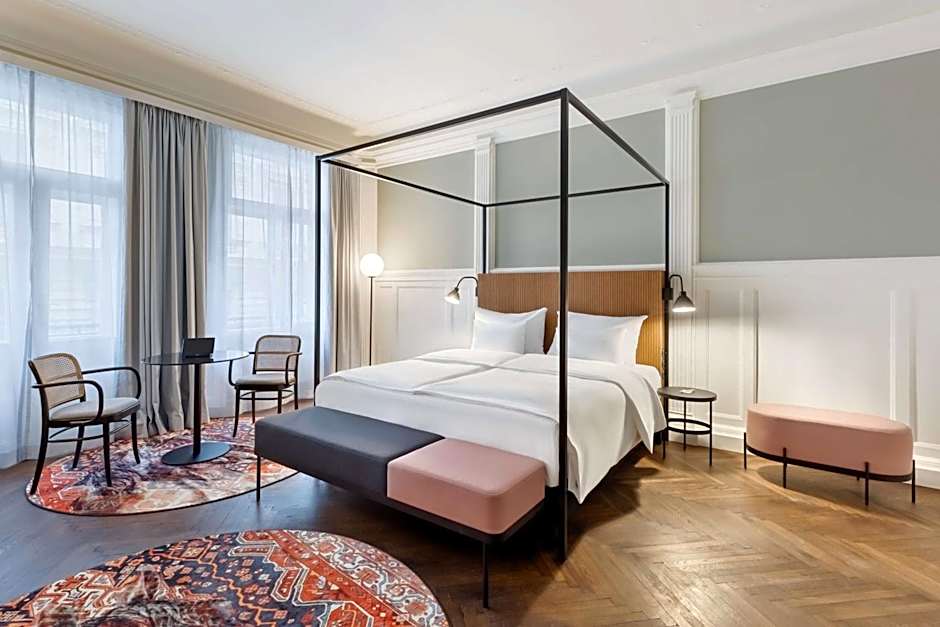 Hotel Astoria Vienna, Curio Collection by Hilton